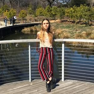 Meet your Posher, Zola